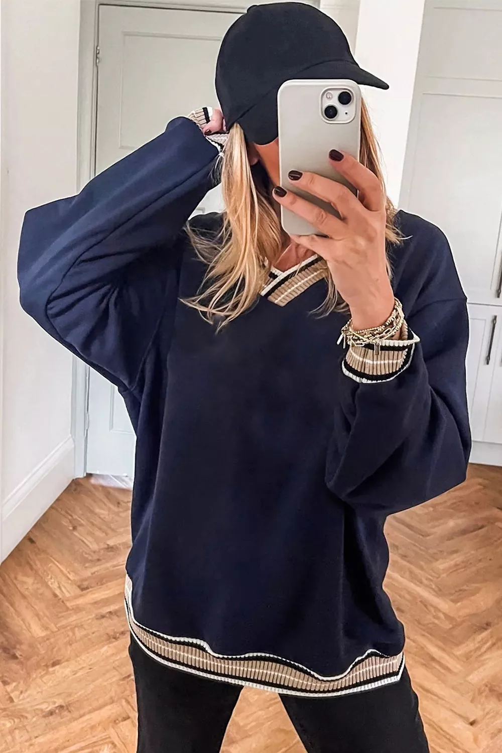 Contrast Striped Trim V Neck Sweatshirt, image 4