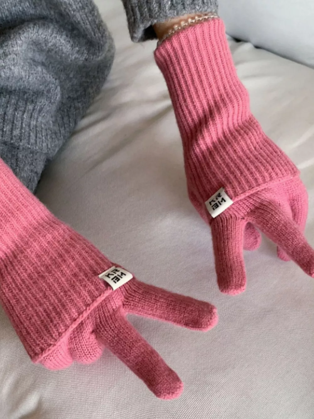 Ribbed Knit Winter Gloves, image 4