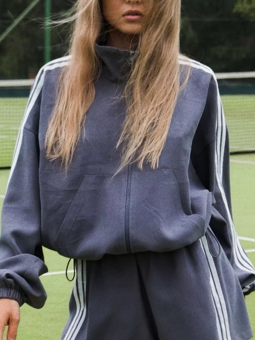 Side Stripe Detail Cropped Sporty Jacket and Shorts Set, image 4