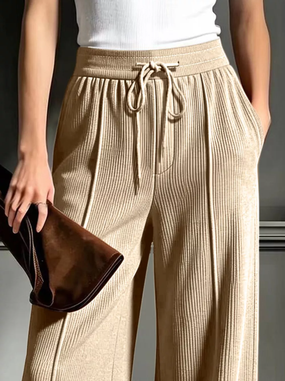 High-Waisted Wide-Leg Ribbed Corduroy Pants, image 2