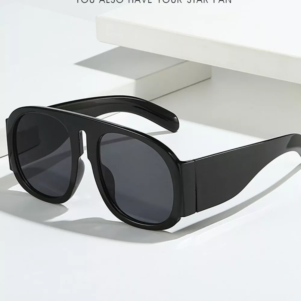 Oversized Gradient Tinted Lenses Sunglasses, image 3