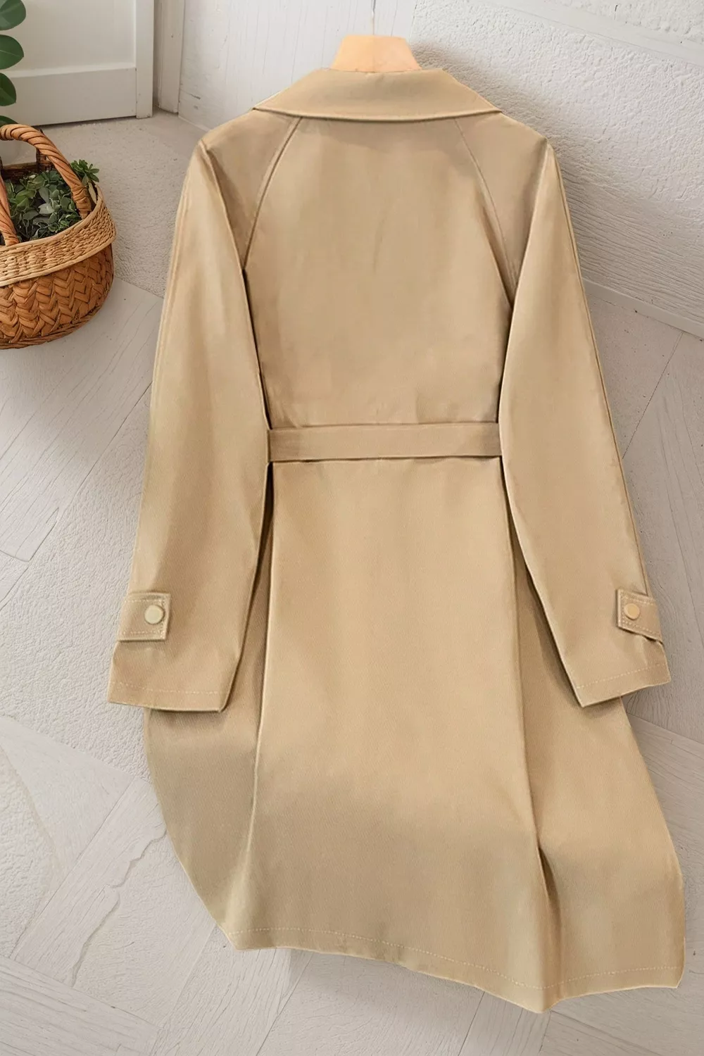 Wide Lapels Belt Trench Coat, image 2