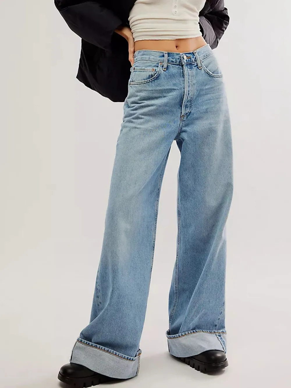 Cuffed Jeans with Pockets, image 5