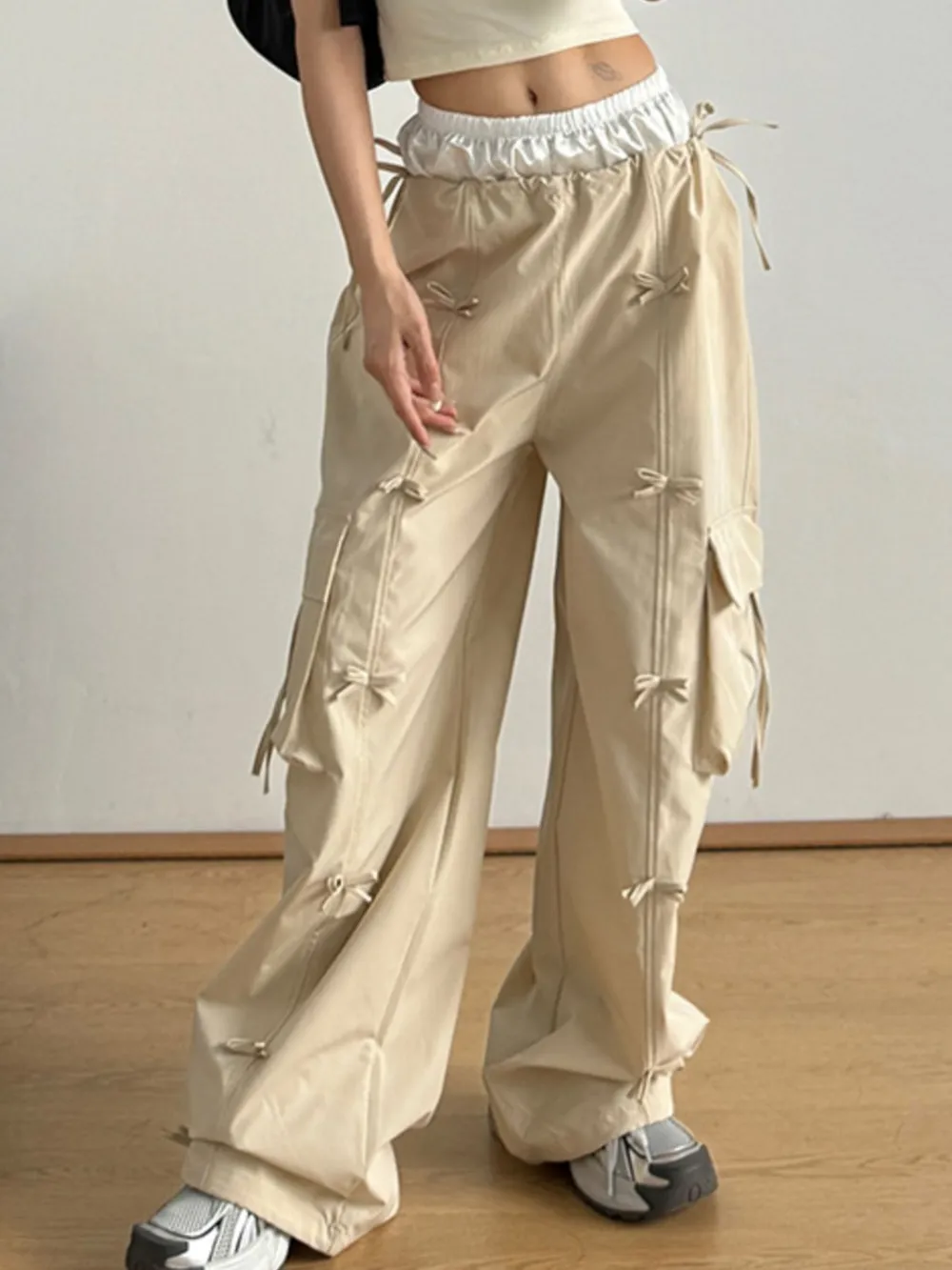Cargo Wide Leg Pants with Bow Tie Details, image 8
