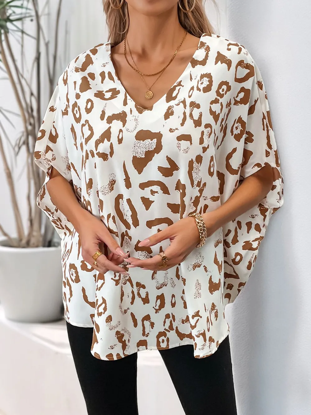 Leopard V-Neck Half Sleeve Blouse, image 3