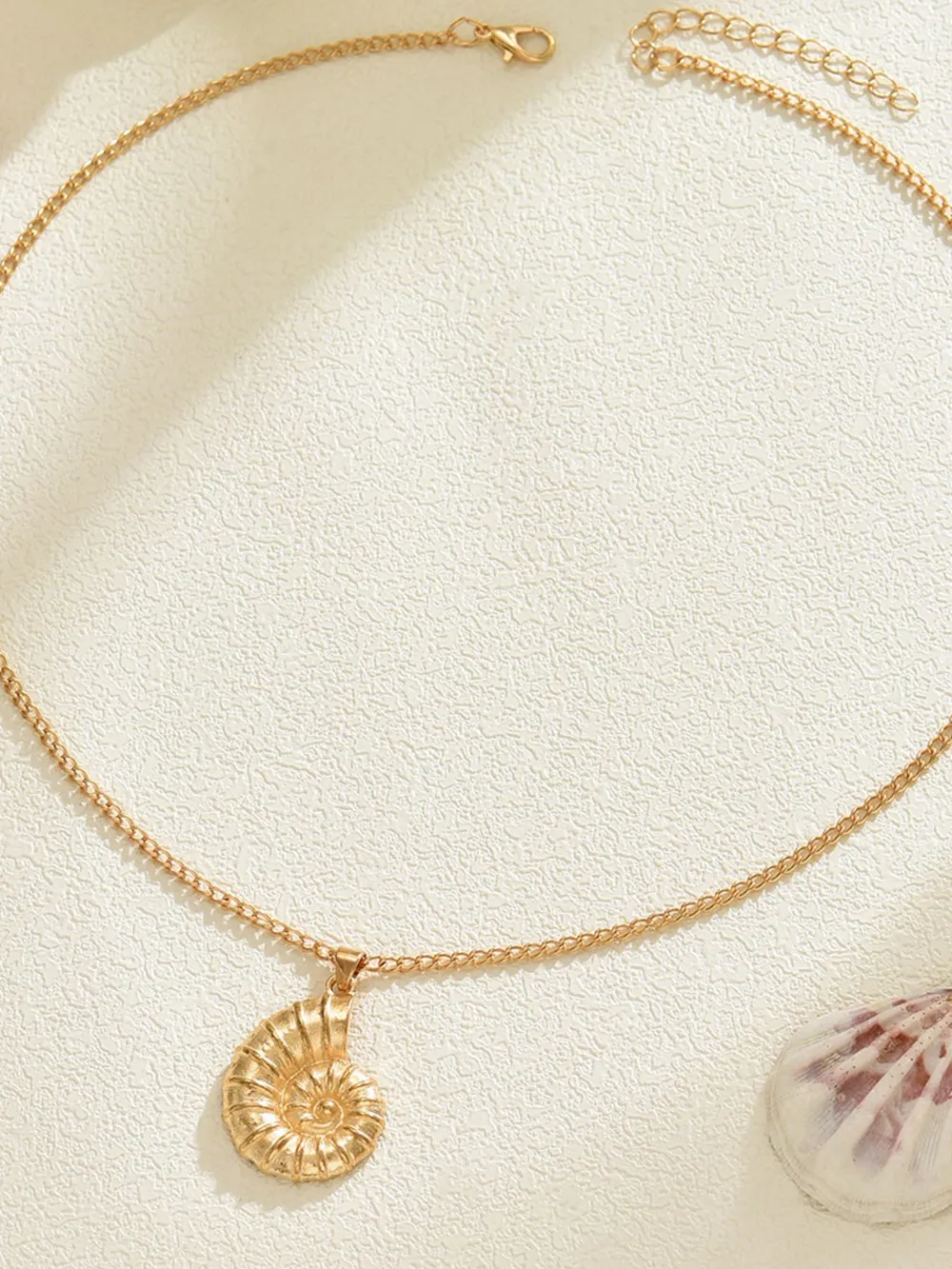 18K Gold-Plated Shell Pendant Necklace, image 3