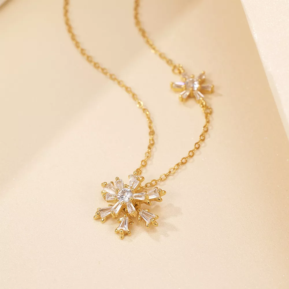 Snowflake Pendant Necklace