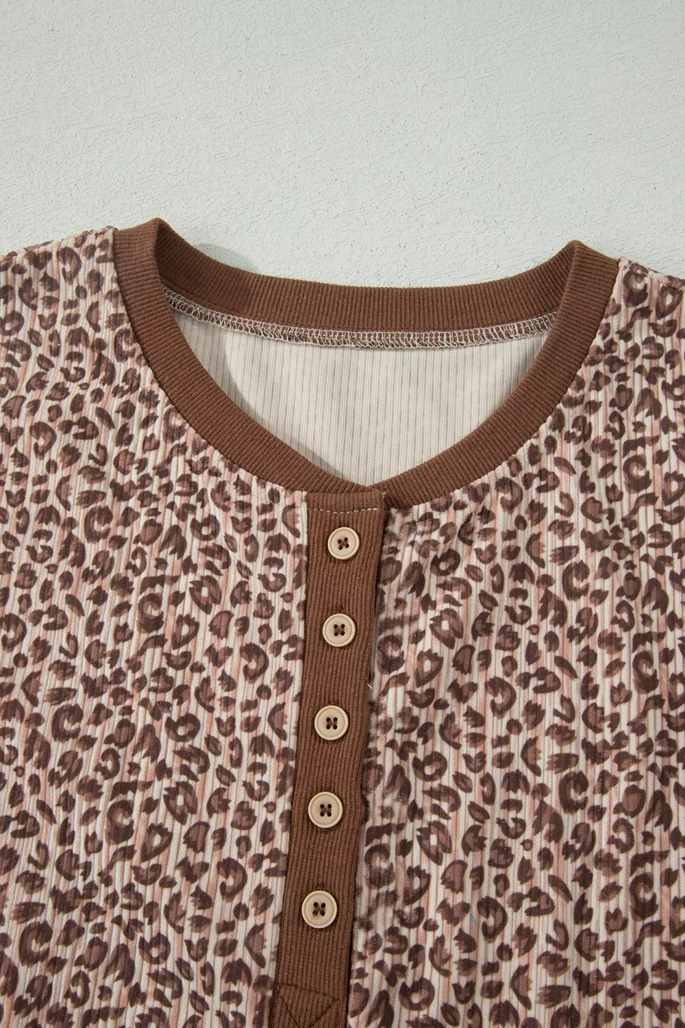 Leopard Print Ribbed Patchwork Half Button Loose Tee Elastic Waist Short 2pcs Set, image 5