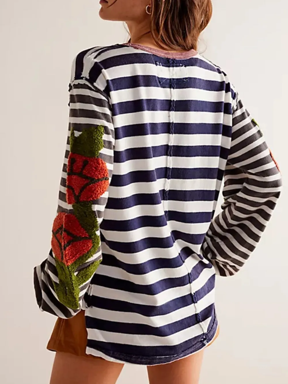 Striped Round Neck Long Sleeve Sweatshirt, image 4
