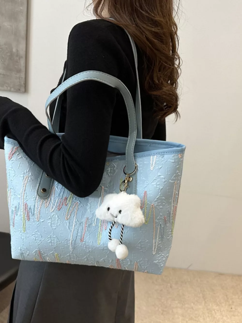 Embossed Pattern Shoulder Bag, image 5