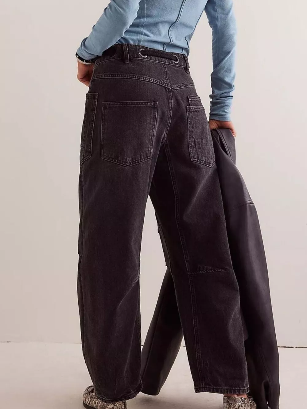 Washed Relaxed Fit Jeans, image 17