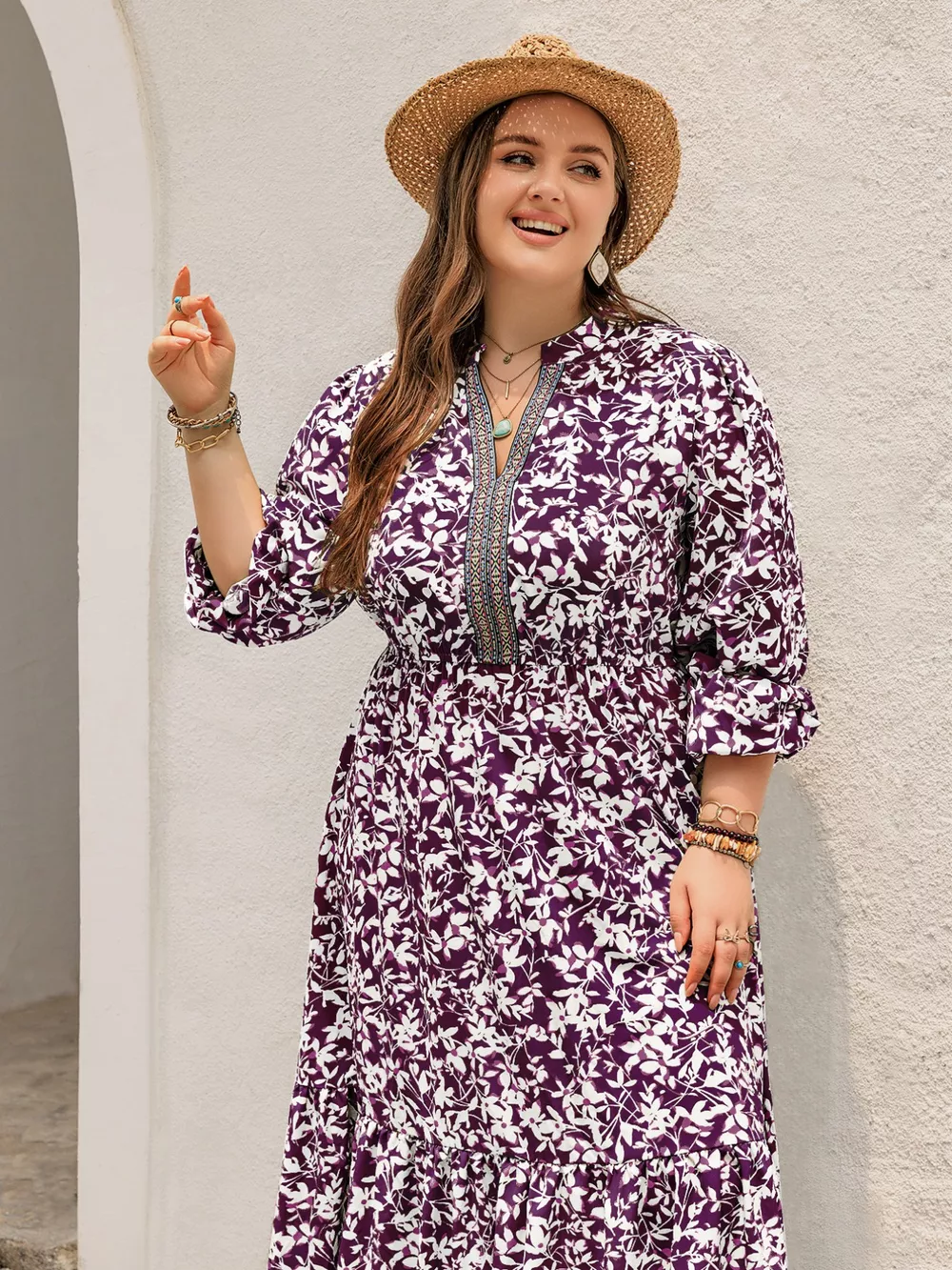 Plus Size Floral Print Maxi Dress with Long Sleeves, image 4