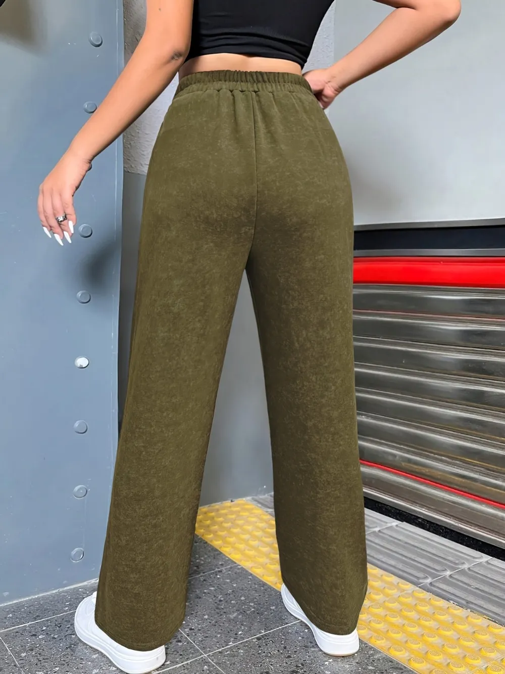 Distressed Elastic Waist Straight Leg Pants, image 4
