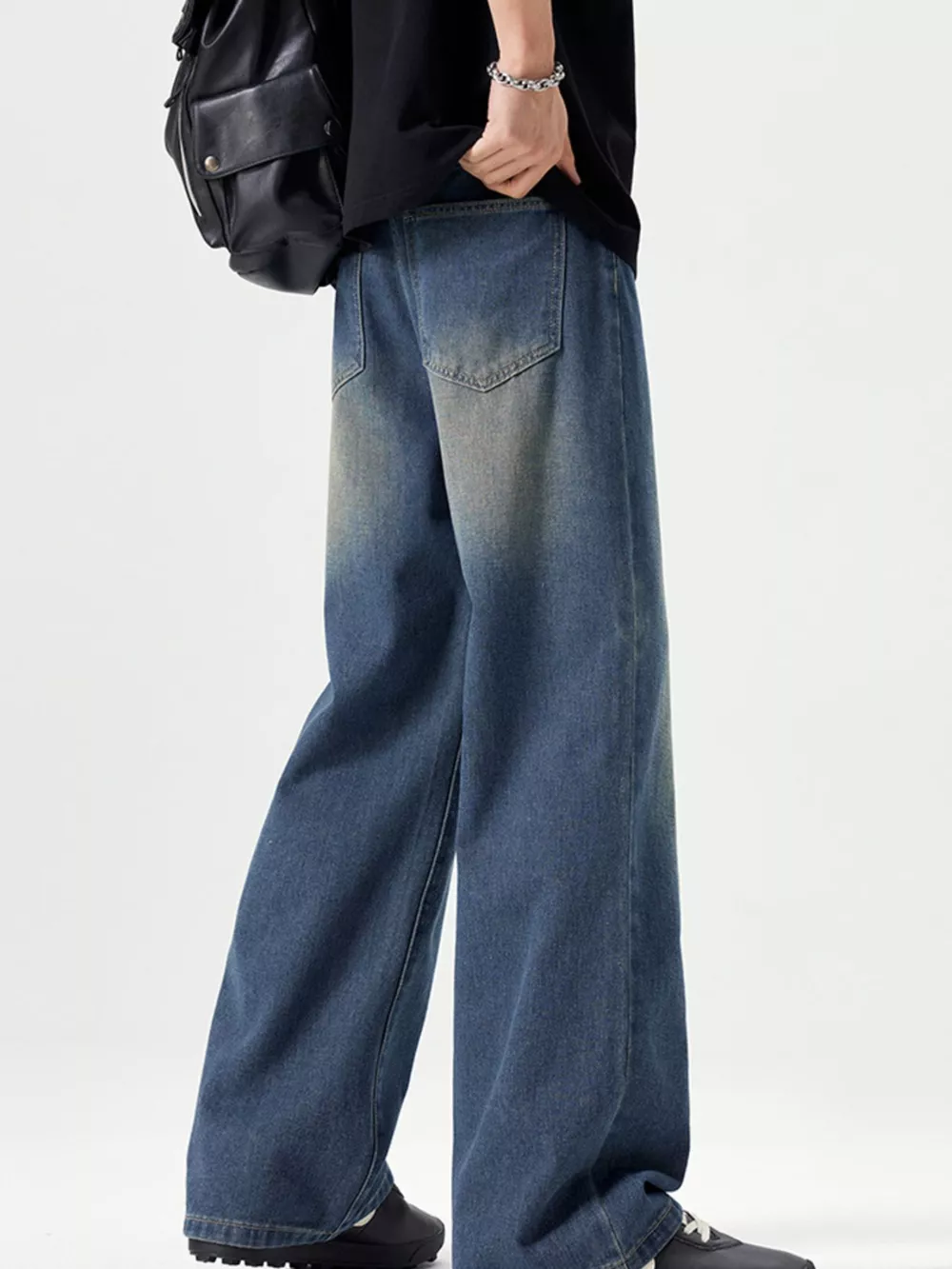 Men's Vintage Wash Wide Leg Jeans, image 13