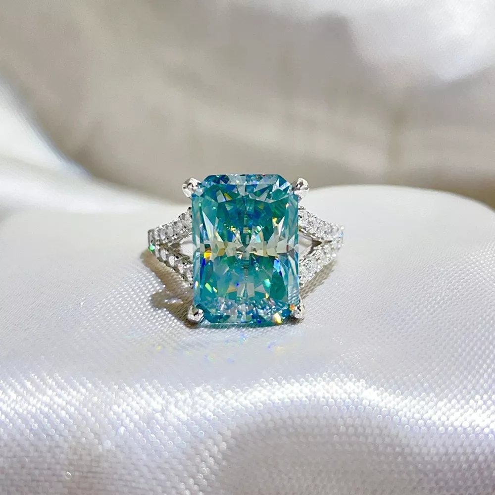 10 Carat 925 Sterling Silver Moissanite Ring