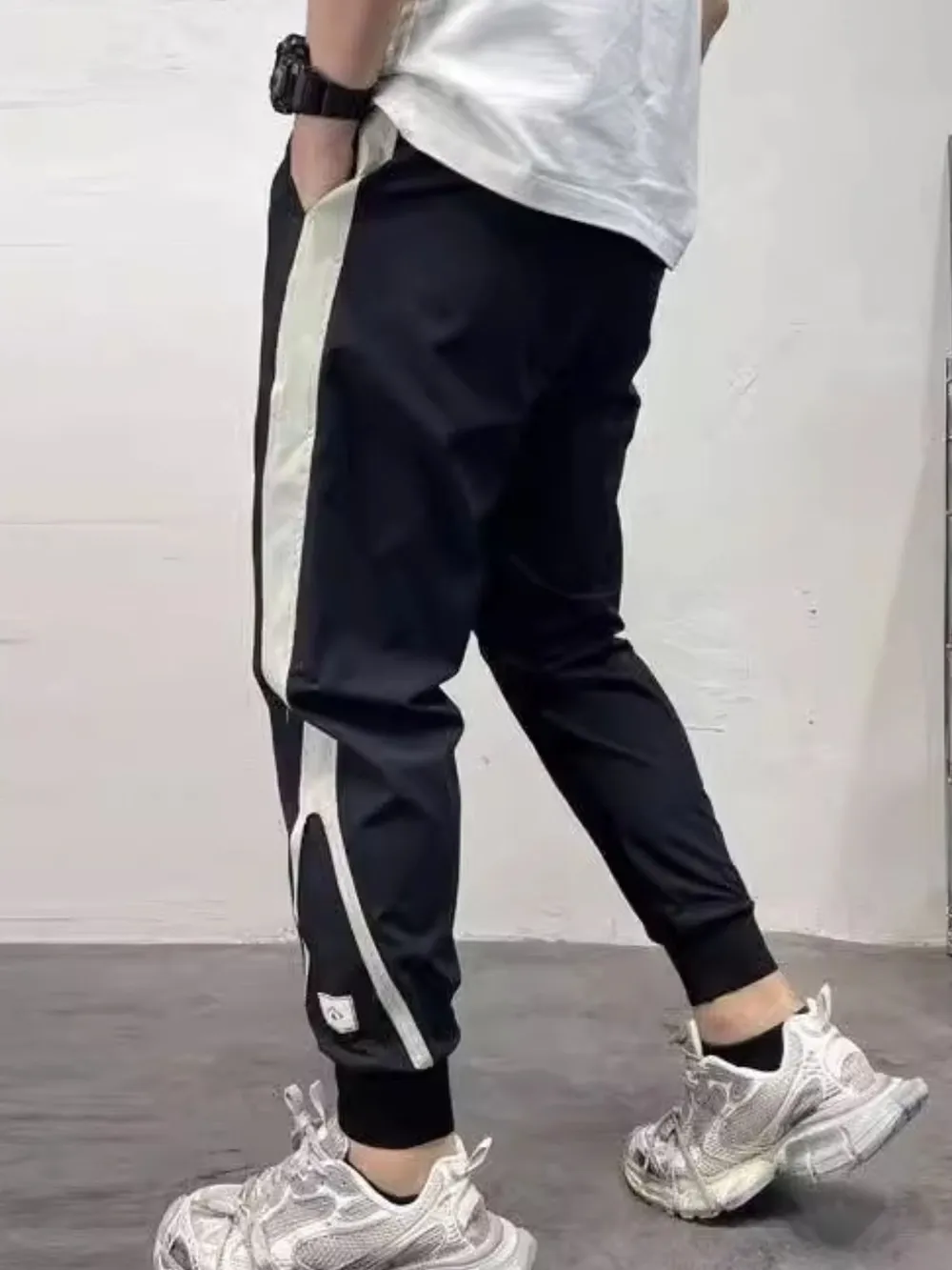 Men's Plus Size Drawstring Contrast Joggers, image 6