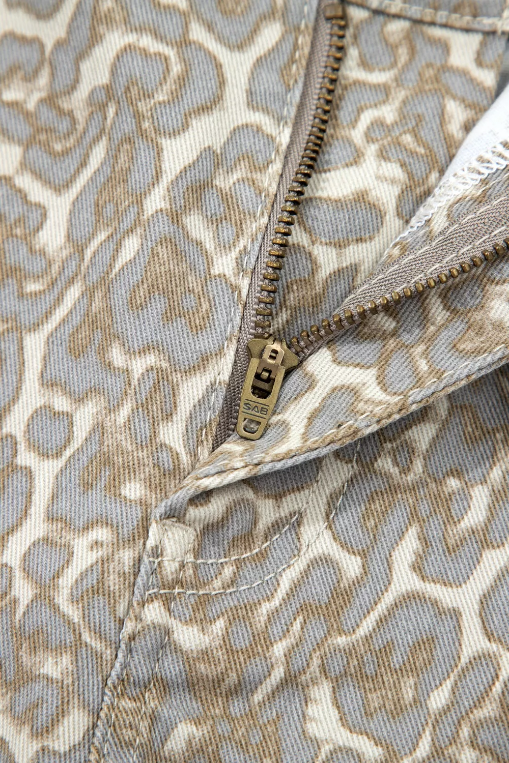Raw Edge Leopard Print Denim Shorts, image 9