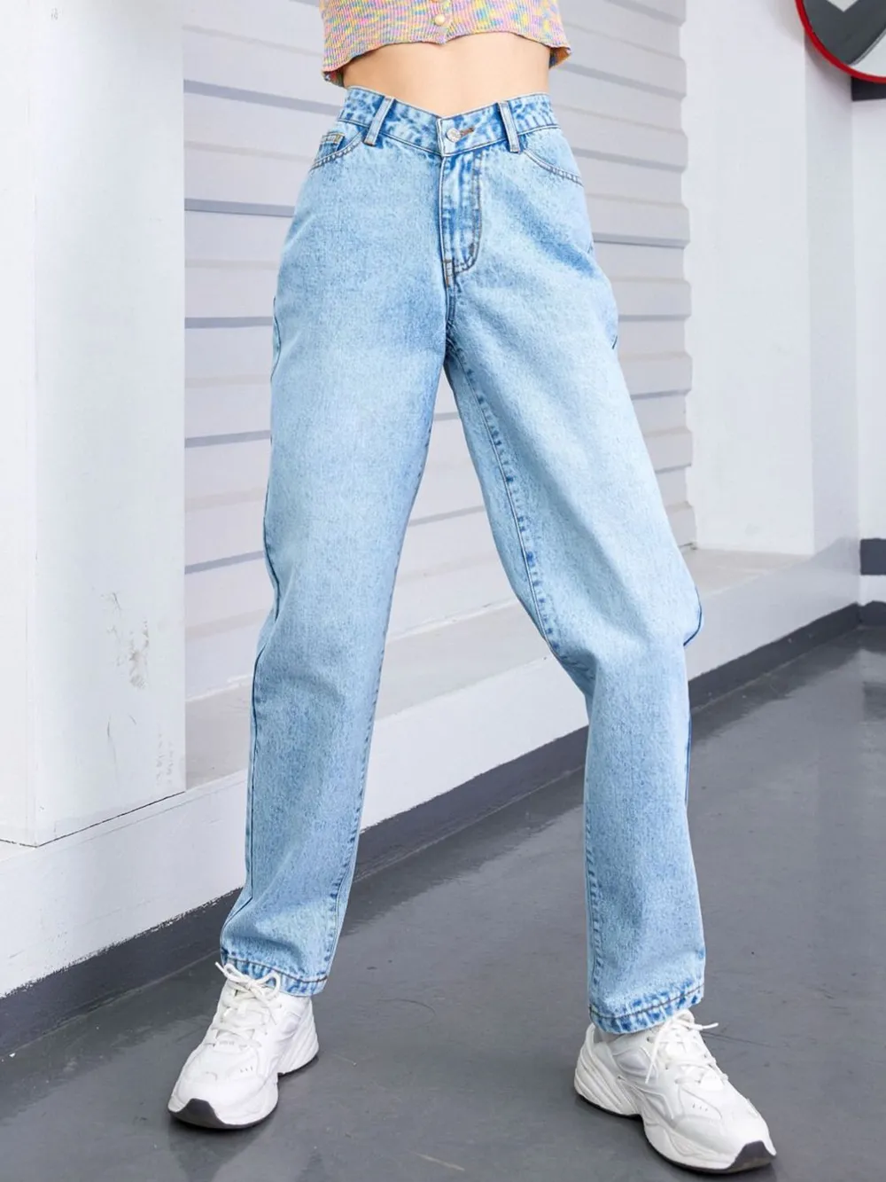 Straight Leg Jeans with Pockets, image 2