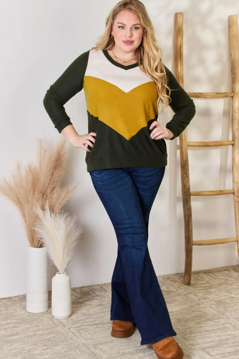 Full Size Colorblock V-Neck Blouse, image 8