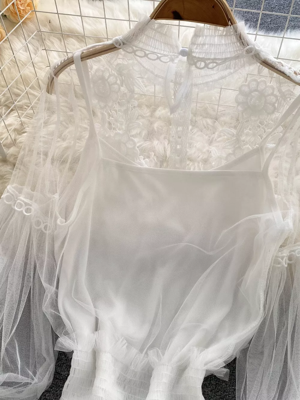 Floral Lace Blouse & Cami Set, image 3