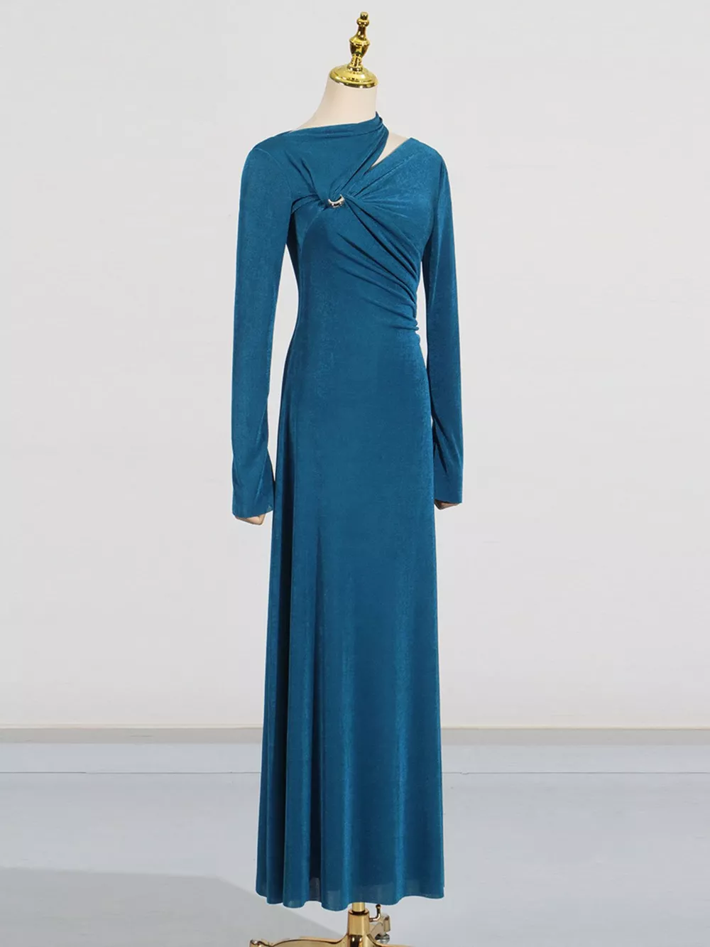 Cutout Ruched Long Sleeve Maxi Dress, image 4