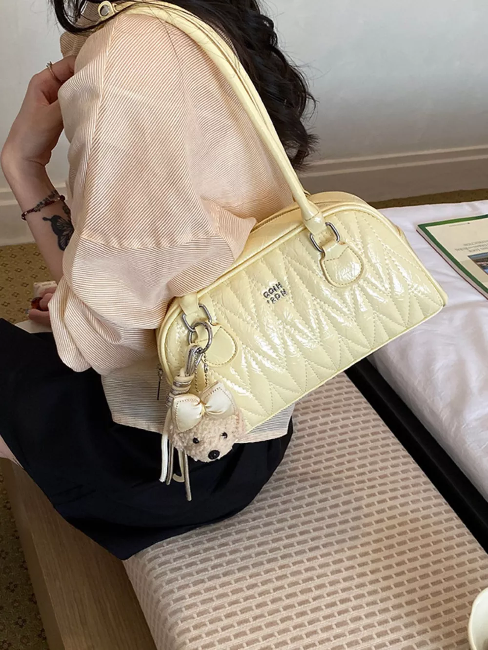 Quilted Zip Shoulder Bag, image 4