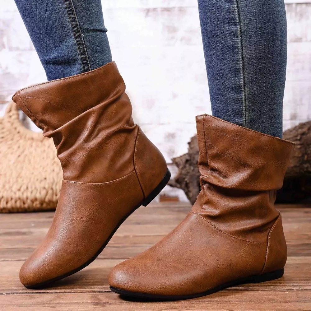 Flat Ankle Boots with Wrinkled Design, image 8