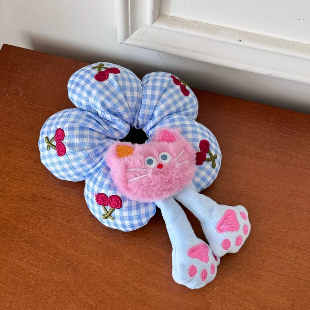 Printed Animal Shaped Hair Scrunchy, image 7