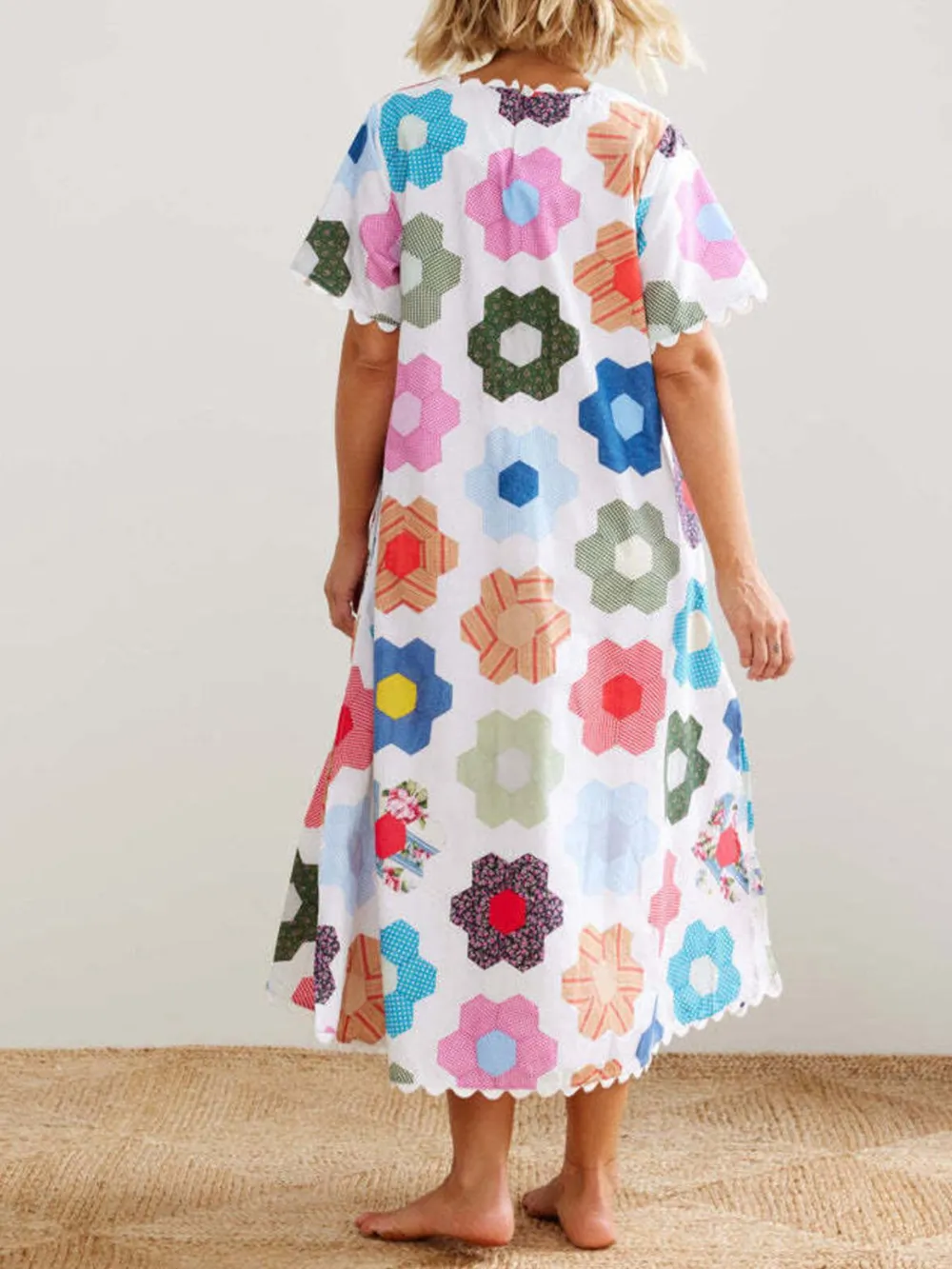 Floral Print Midi Dress with Scalloped Edges, image 4