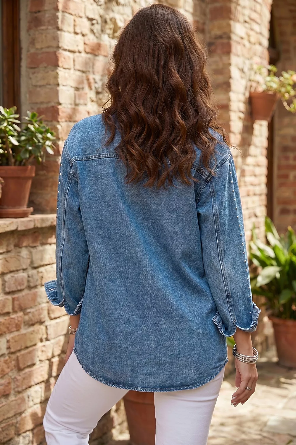 Rivet Embellished Western Style Regular Fit Long Sleeve Denim Jacket, image 5