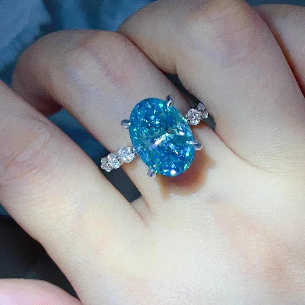 10 Carat 925 Sterling Silver Moissanite Oval Ring, image 4