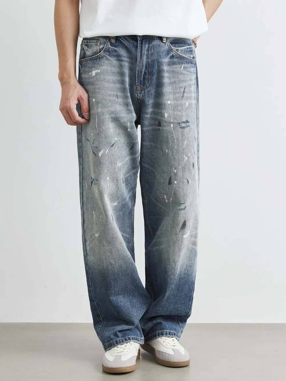 Men's Distressed Paint Splatter Relaxed Fit Jeans