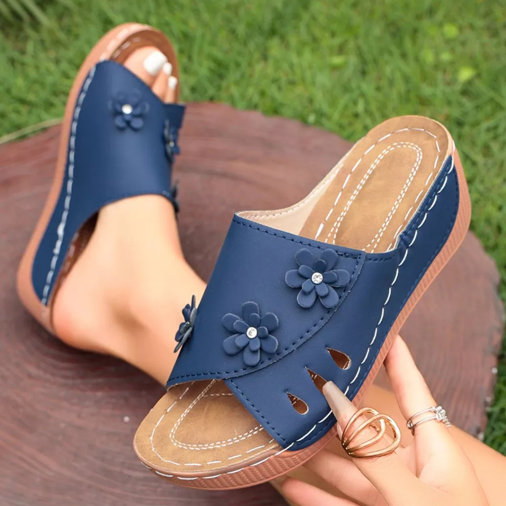 Comfortable Wedge Sandals with Floral Embellishments, image 15
