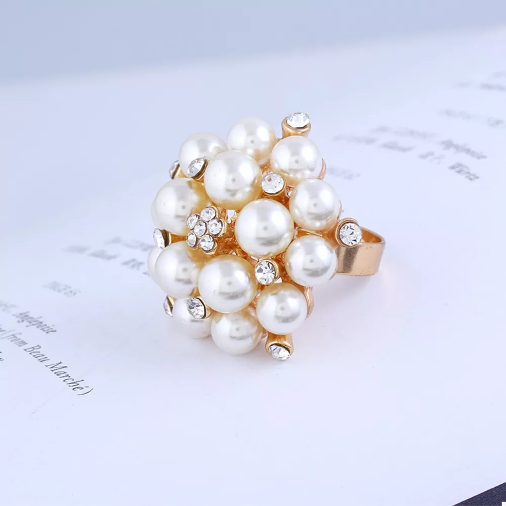 Pearl Cluster Ring, image 3