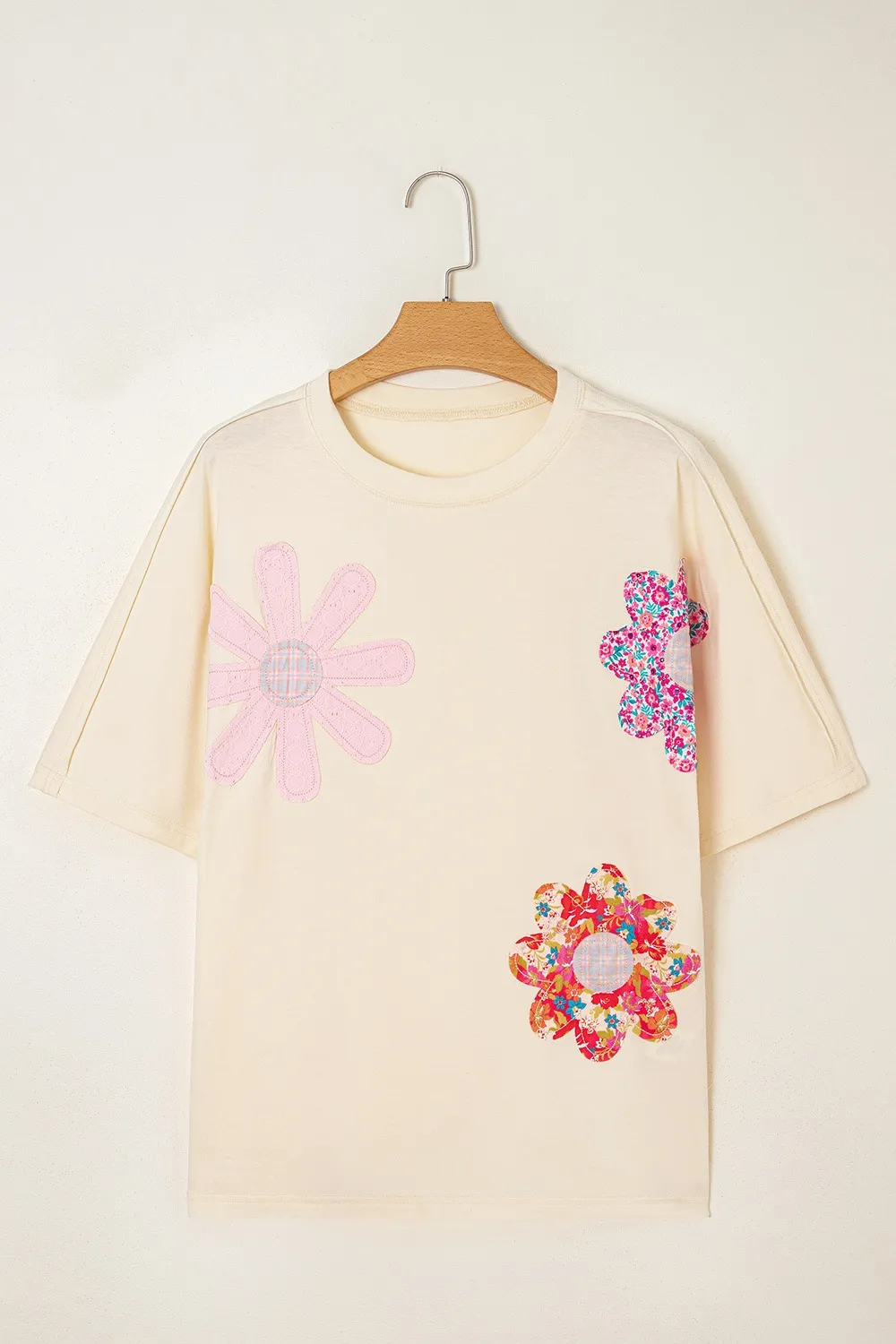 Flower Patched Exposed Stitching Trim Crew Neck Loose Tee, image 5