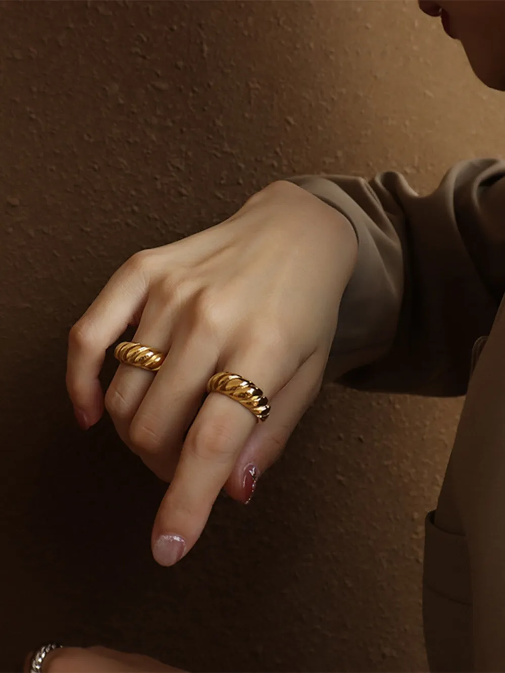 Ribbed Titanium Steel Ring, image 6