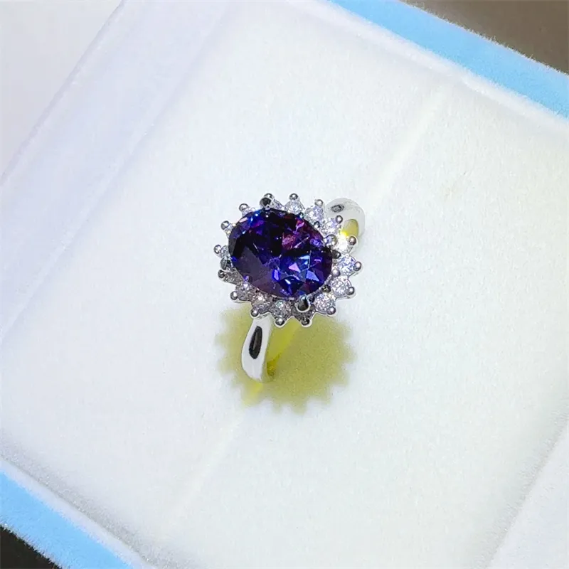 2 Carat 925 Sterling Silver Oval Moissanite Ring, image 3