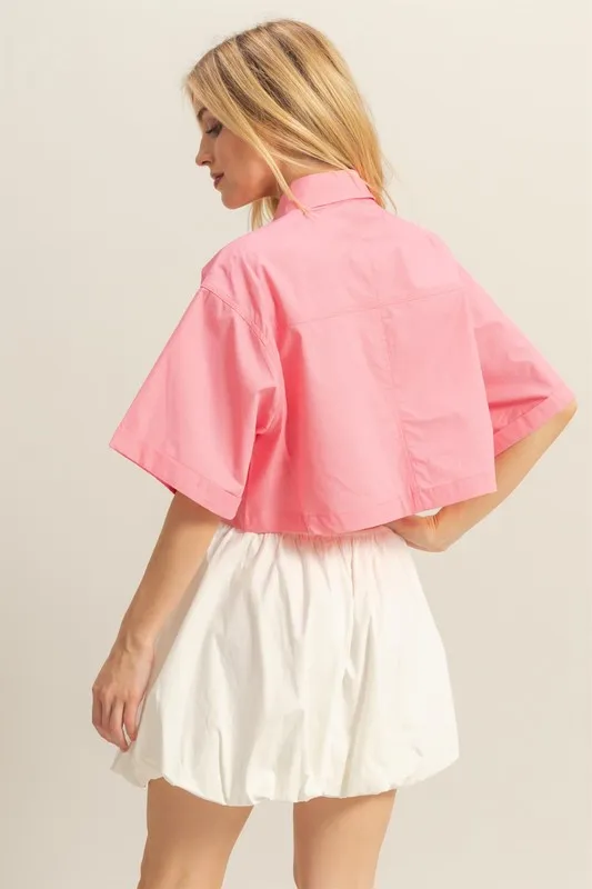 Front Pockets Poplin Collared Neck Crop Shirt, image 3