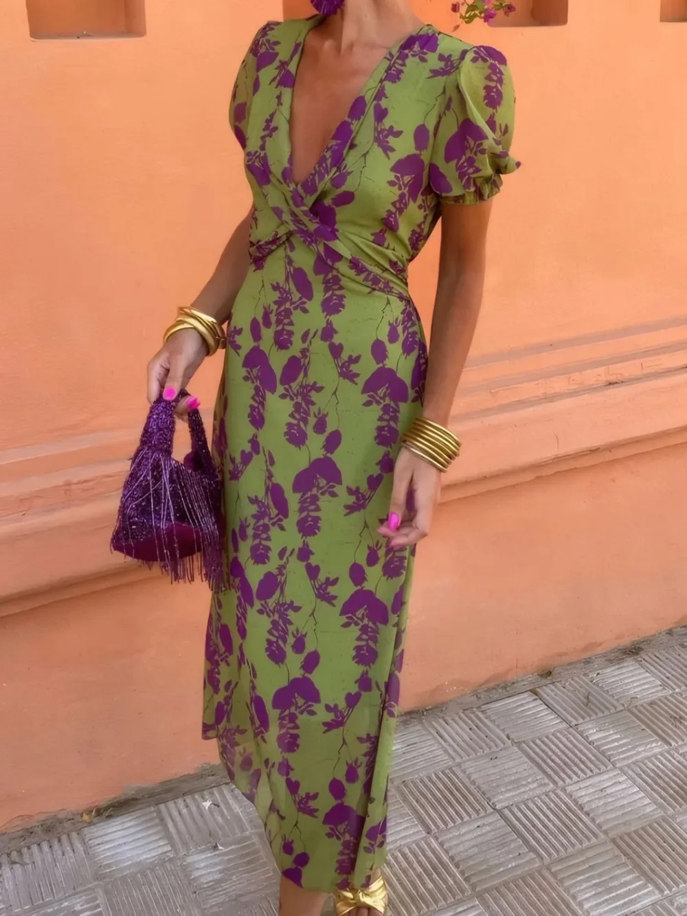 Printed Plunge Short Sleeve Midi Dress, image 3