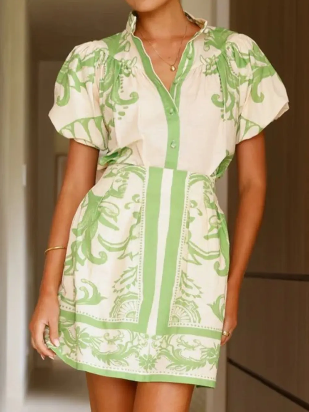 Puff Sleeve Printed Top and Zip Back Skirt Set, image 11