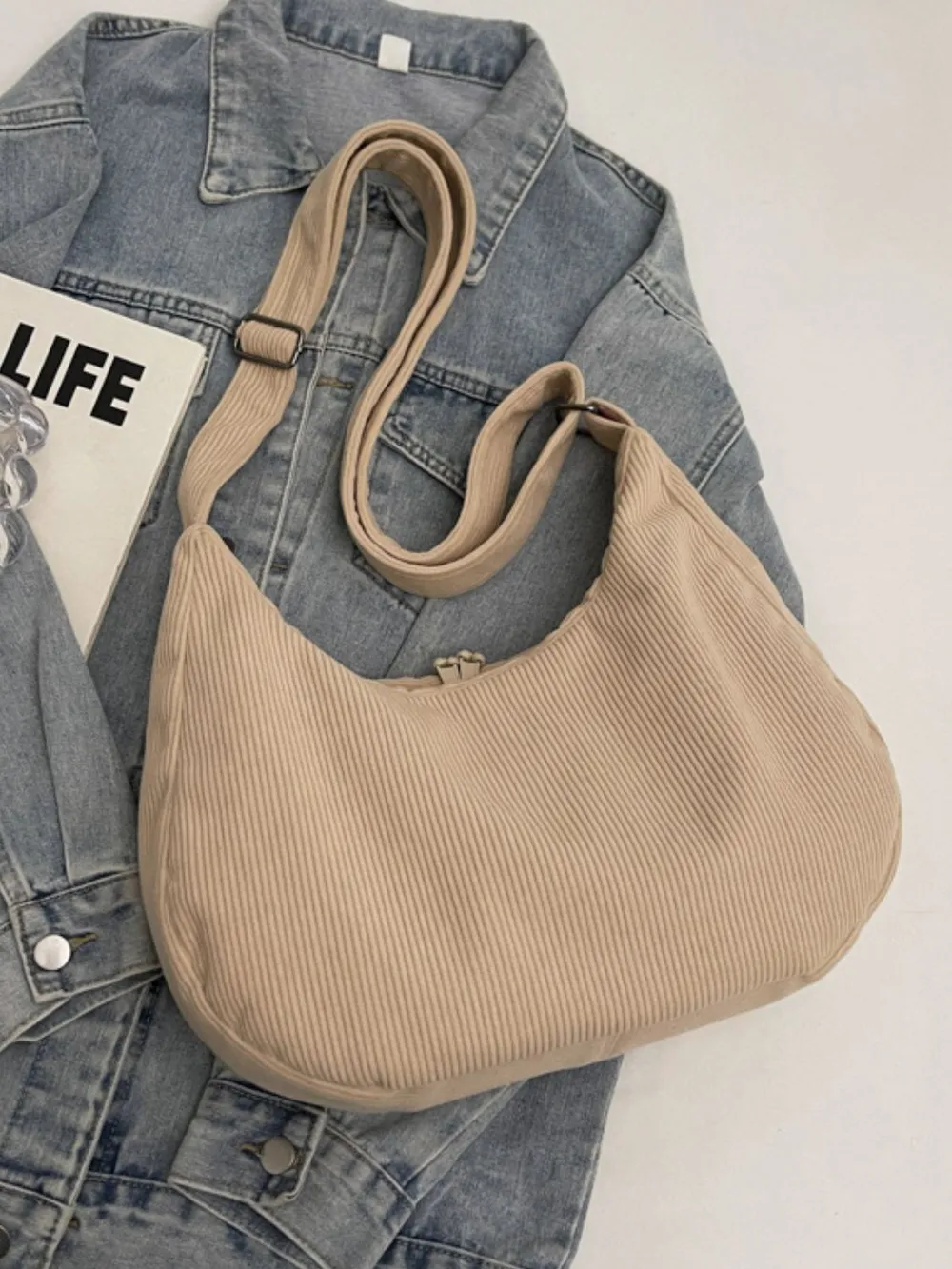 Ribbed Adjustable Strap Shoulder Bag, image 4