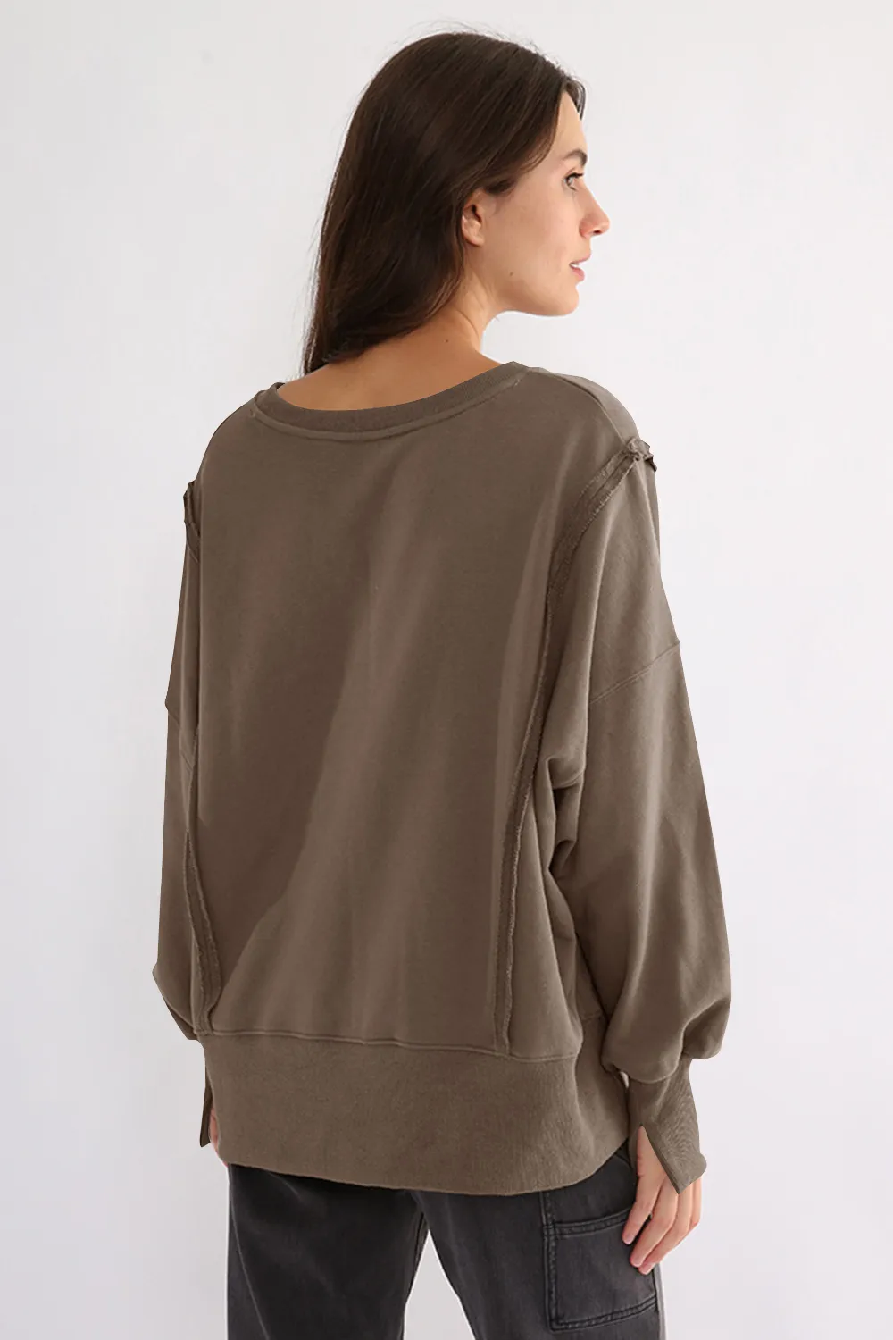 Exposed Seam High-Low Long Sleeve Sweatshirt, image 3