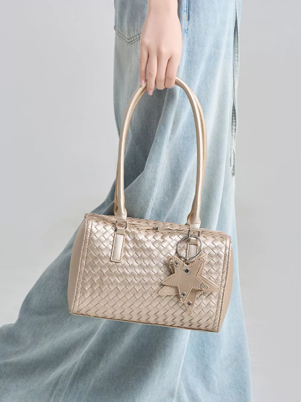 Metallic Woven Texture Shoulder Bag with Star Charm, image 3