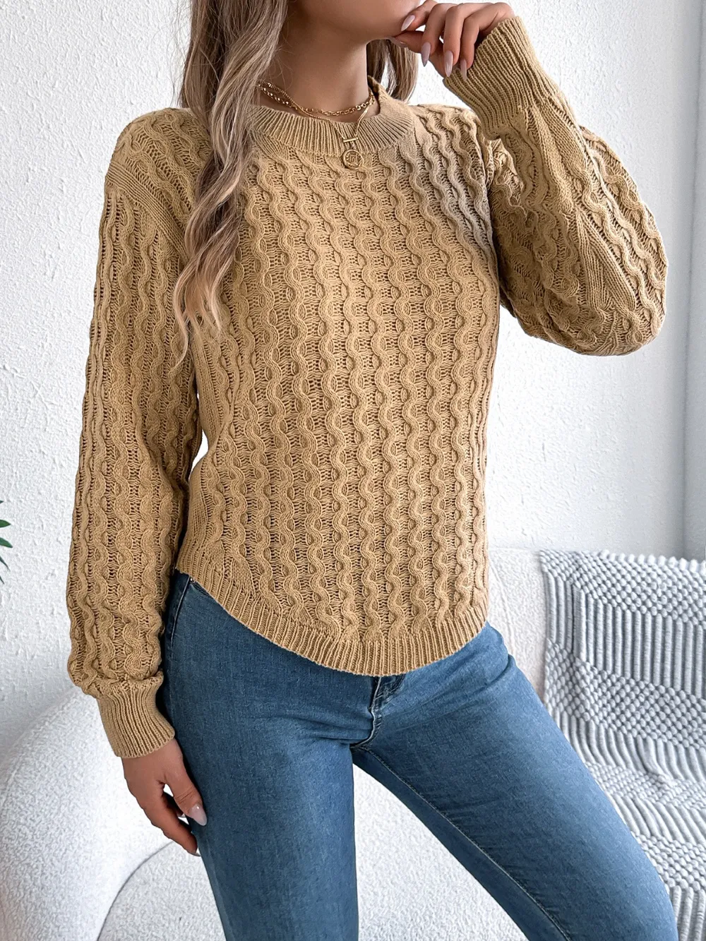 Asymmetric Hem Round Neck Long Sleeve Sweater, image 7