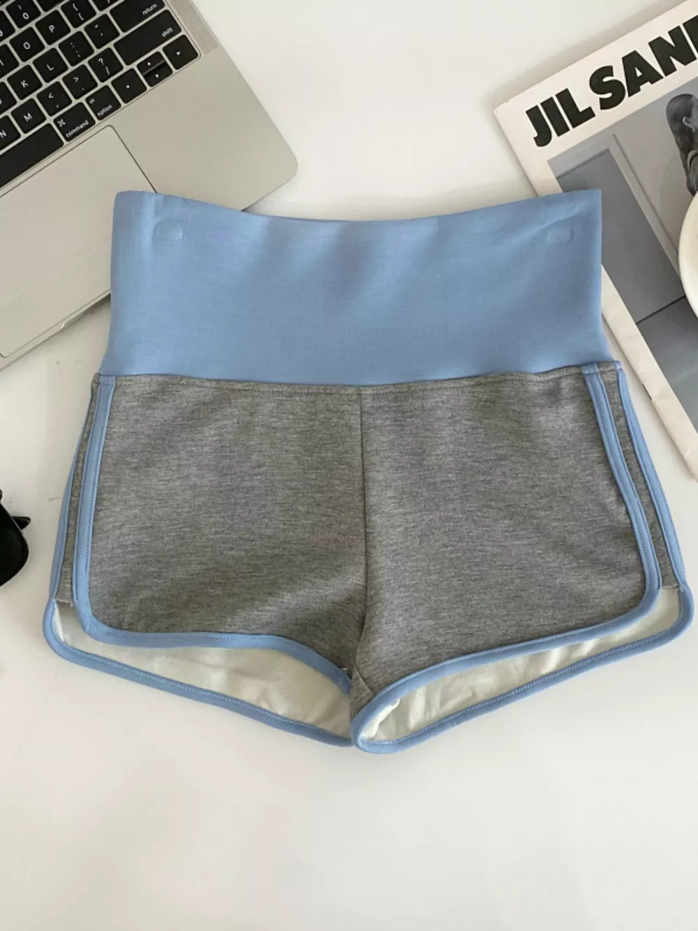 High Waist Contrast Trim Shorts, image 4