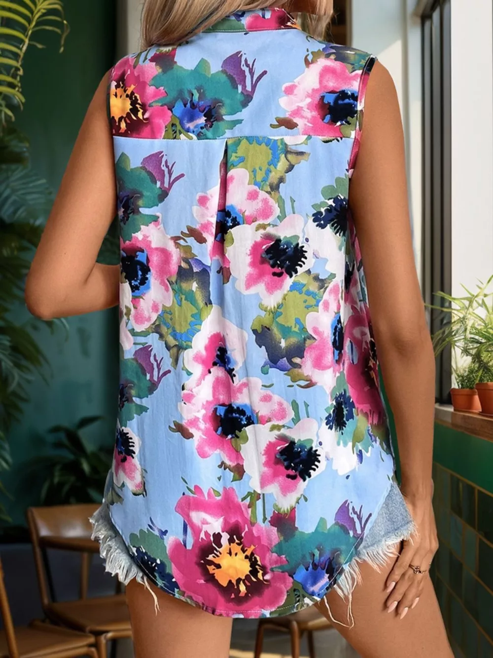 Printed Round Neck Sleeveless Blouse, image 2