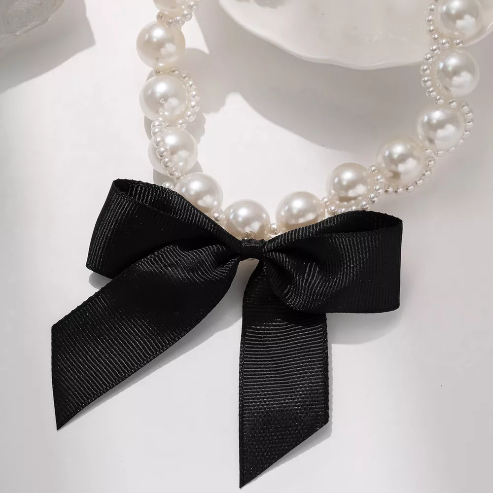 Pearl Choker Necklace with Bow Accent, image 3