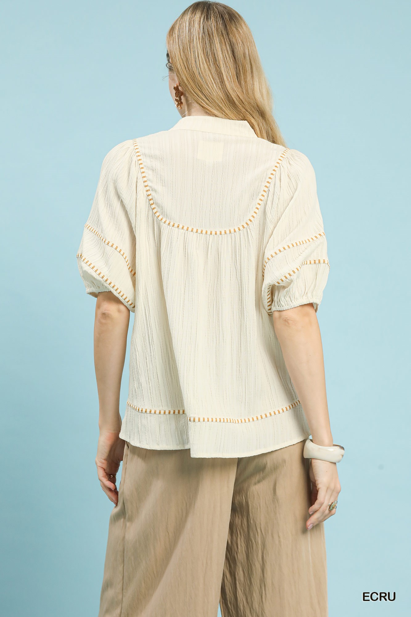 Textured Short Sleeve Top with Contrast Trim, image 3