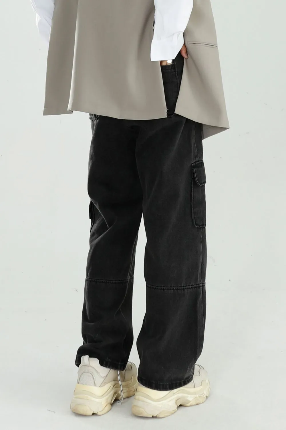 Baggy Jeans with Cargo Pockets, image 4