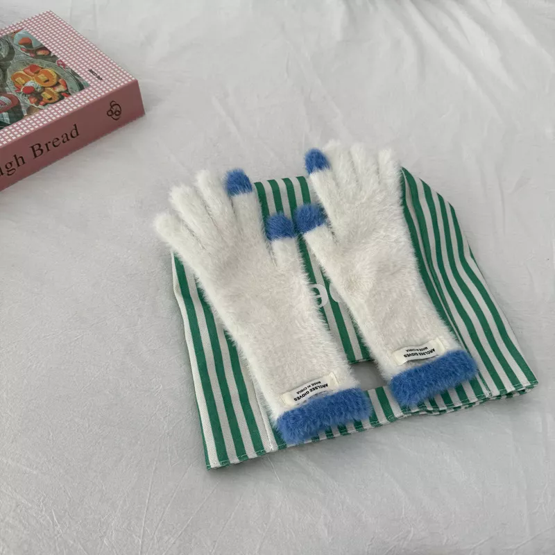 Warm Plush Contrast Knitted Gloves, image 7